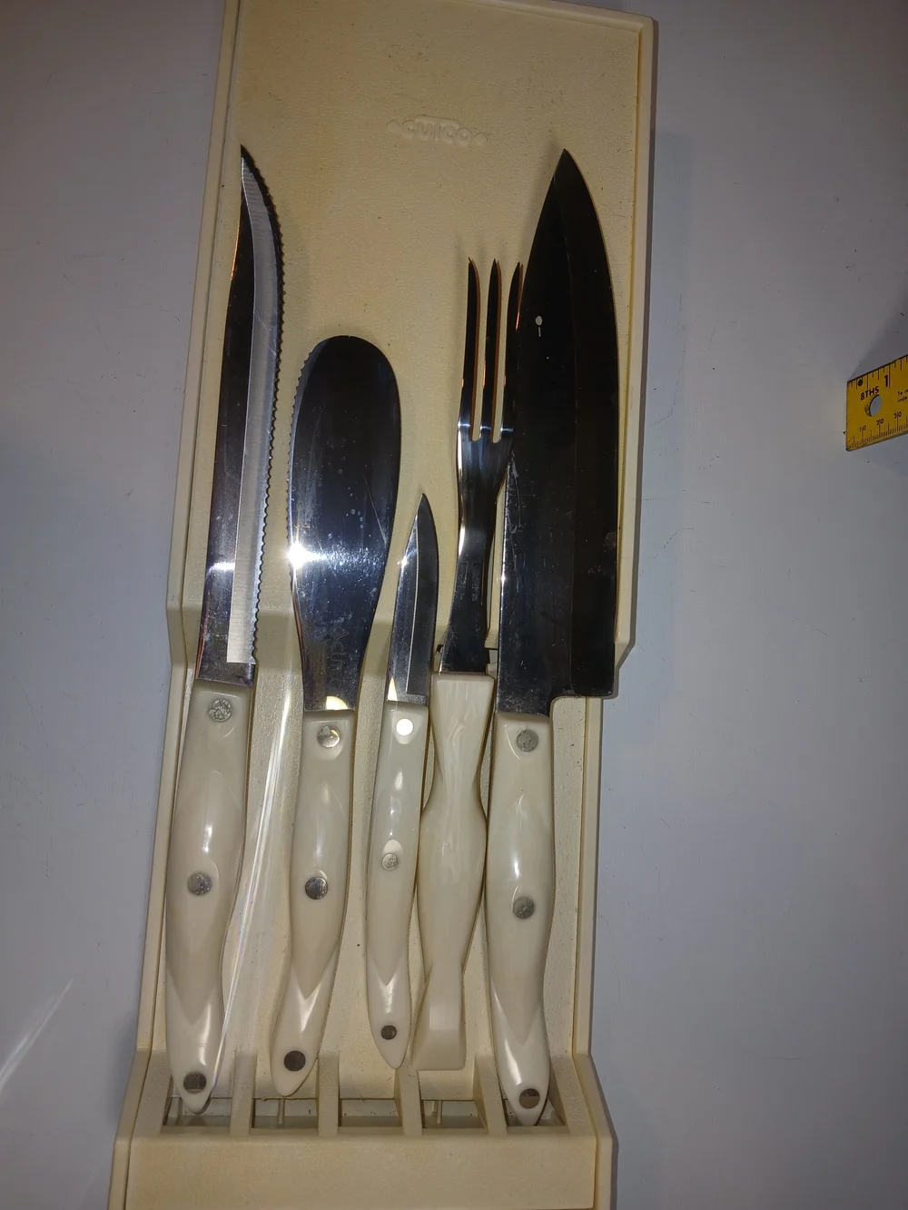Cutco piece knife